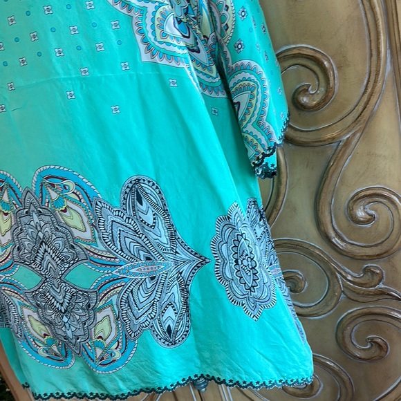 Johnny Was Vibrant Mint Green Mandala Silk Blouse - Picture 4 of 11